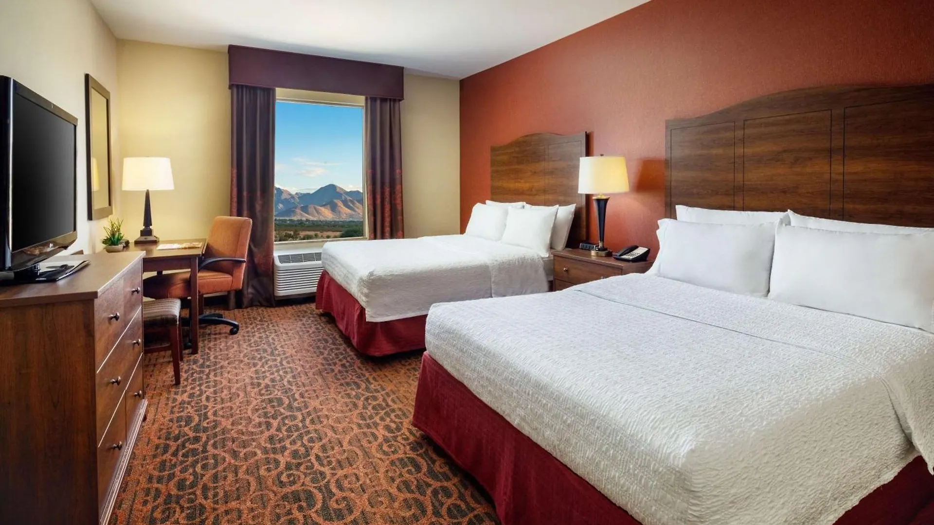 Hampton Inn & Suites Scottsdale At Talking Stick